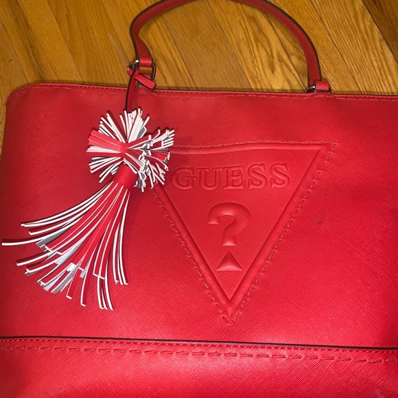 gorgeous red guess purse - Picture 2 of 6